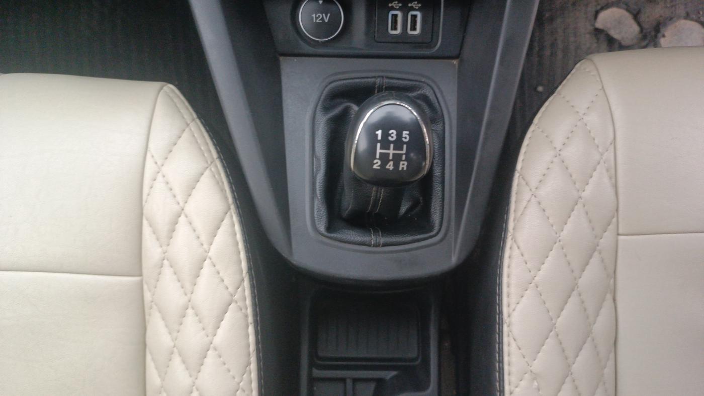 2019 Ford Figo Aspire TITANIUM PLUS 1.2 PETROL, Petrol, Manual, 88,875 km, Gear Lever