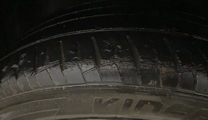 2017 Hyundai Verna 1.6 VTVT SX, Petrol, Manual, 51,658 km, Left Front Tyre Tread