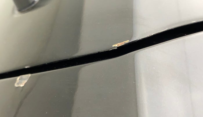 2019 Mahindra XUV300 W8 (O) 1.2 PETROL, Petrol, Manual, 57,202 km, Rear left door - Slight discoloration
