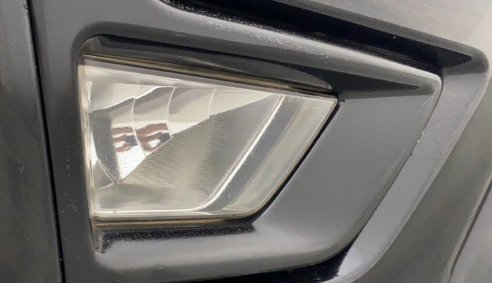 2019 Mahindra XUV300 W8 (O) 1.2 PETROL, Petrol, Manual, 57,202 km, Right fog light - Not working