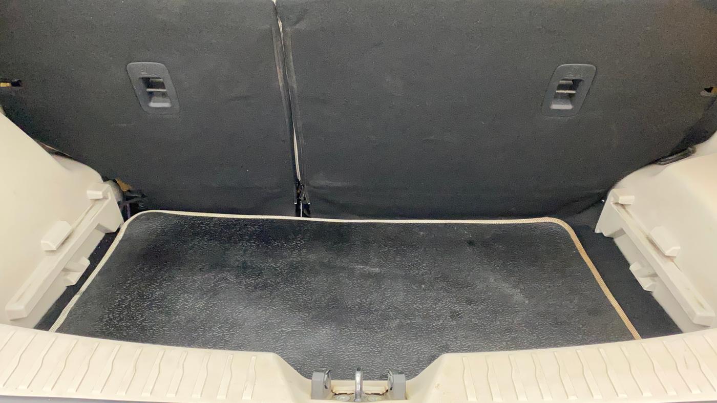 2019 Mahindra XUV300 W8 (O) 1.2 PETROL, Petrol, Manual, 57,202 km, Boot Inside