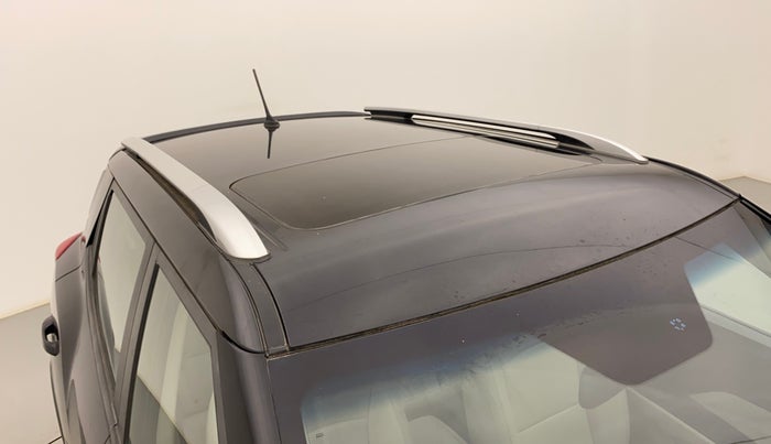 2019 Mahindra XUV300 W8 (O) 1.2 PETROL, Petrol, Manual, 57,202 km, Roof