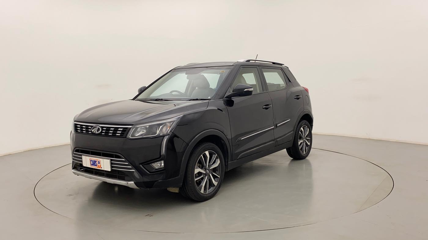 2019 Mahindra XUV300 W8 (O) 1.2 PETROL, Petrol, Manual, 57,202 km, Left Front Diagonal