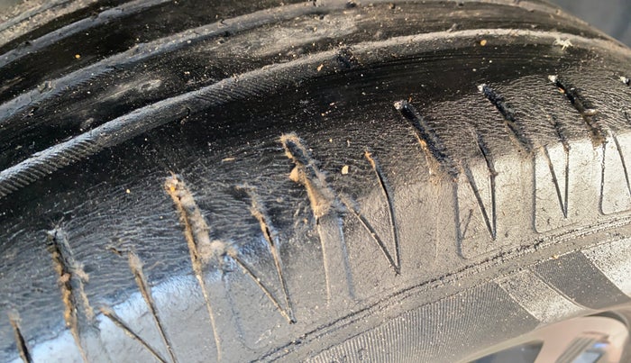 2020 Maruti Vitara Brezza ZXI, Petrol, Manual, 71,046 km, Right Rear Tyre Tread