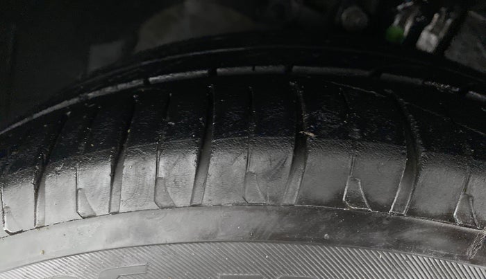 2018 Ford FREESTYLE TREND 1.5 DIESEL, Diesel, Manual, 65,887 km, Right Front Tyre Tread