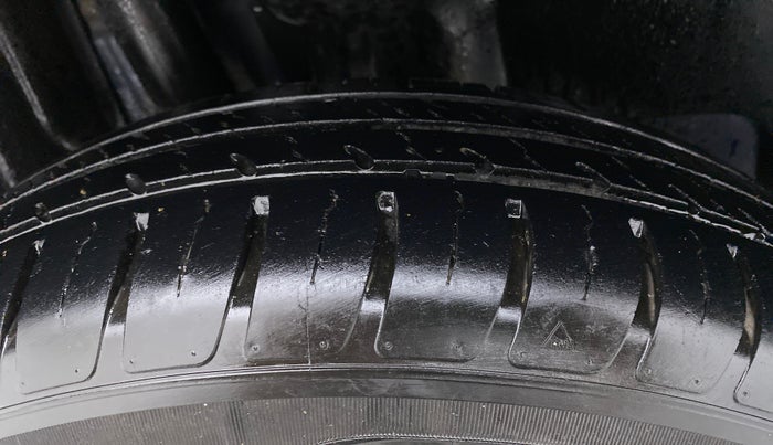 2020 Maruti Swift VXI, Petrol, Manual, 24,522 km, Right Rear Tyre Tread