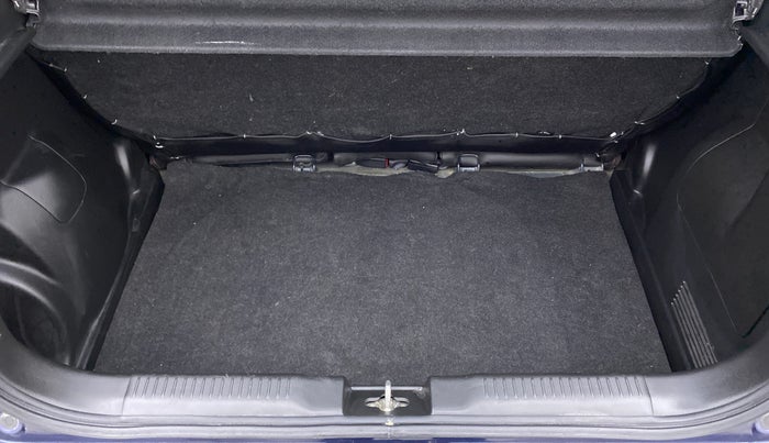 2020 Maruti Swift VXI, Petrol, Manual, 24,522 km, Boot Inside