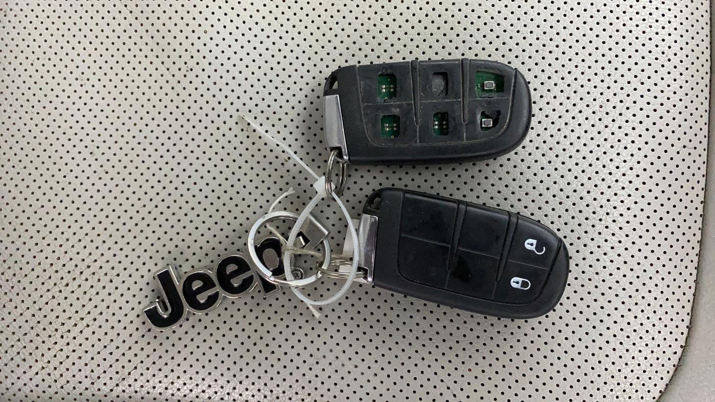 2018 Jeep Compass LIMITED (O) 1.4 PETROL AT, Petrol, Automatic, 37,835 km, Key Close Up