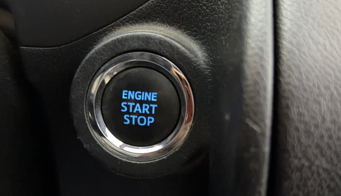2016 Toyota Innova Crysta 2.7 ZX AT 7 STR, Petrol, Automatic, 1,19,991 km, Keyless Start/ Stop Button