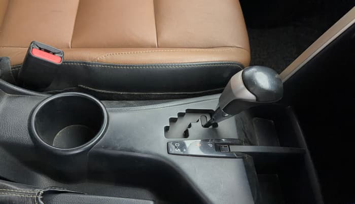 2016 Toyota Innova Crysta 2.7 ZX AT 7 STR, Petrol, Automatic, 1,19,991 km, Gear Lever