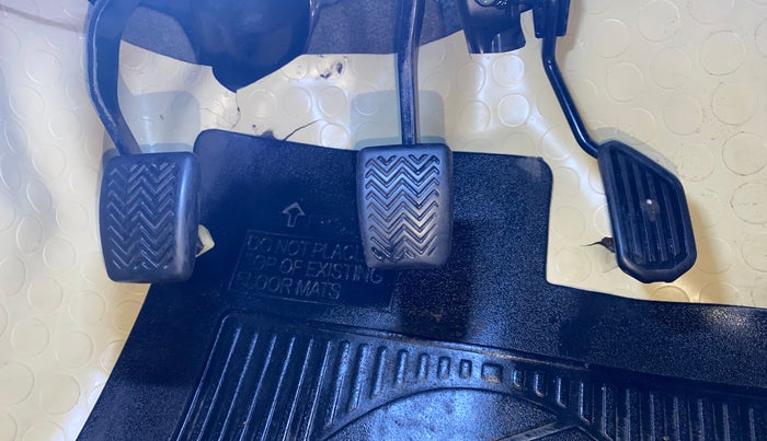 2016 Toyota Etios Liva V, Petrol, Manual, 37,689 km, Pedals