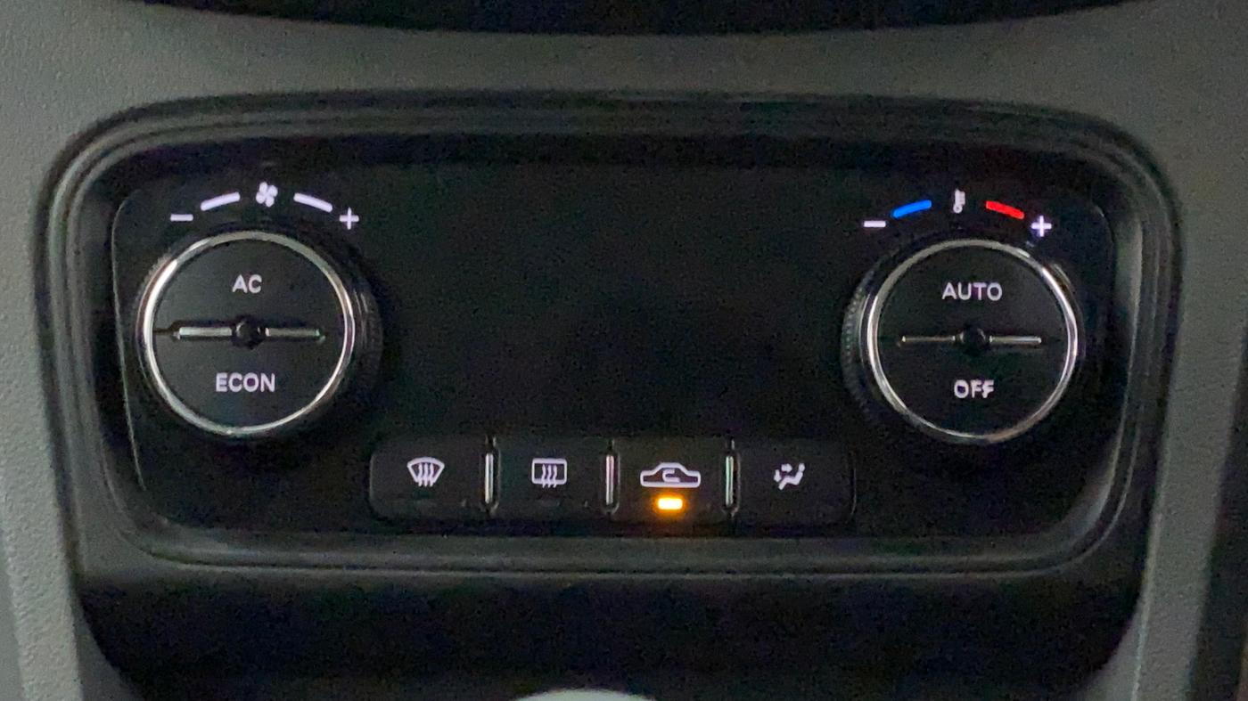 2017 Tata TIGOR XZ (O) PETROL, Petrol, Manual, 78,709 km, Automatic Climate Control
