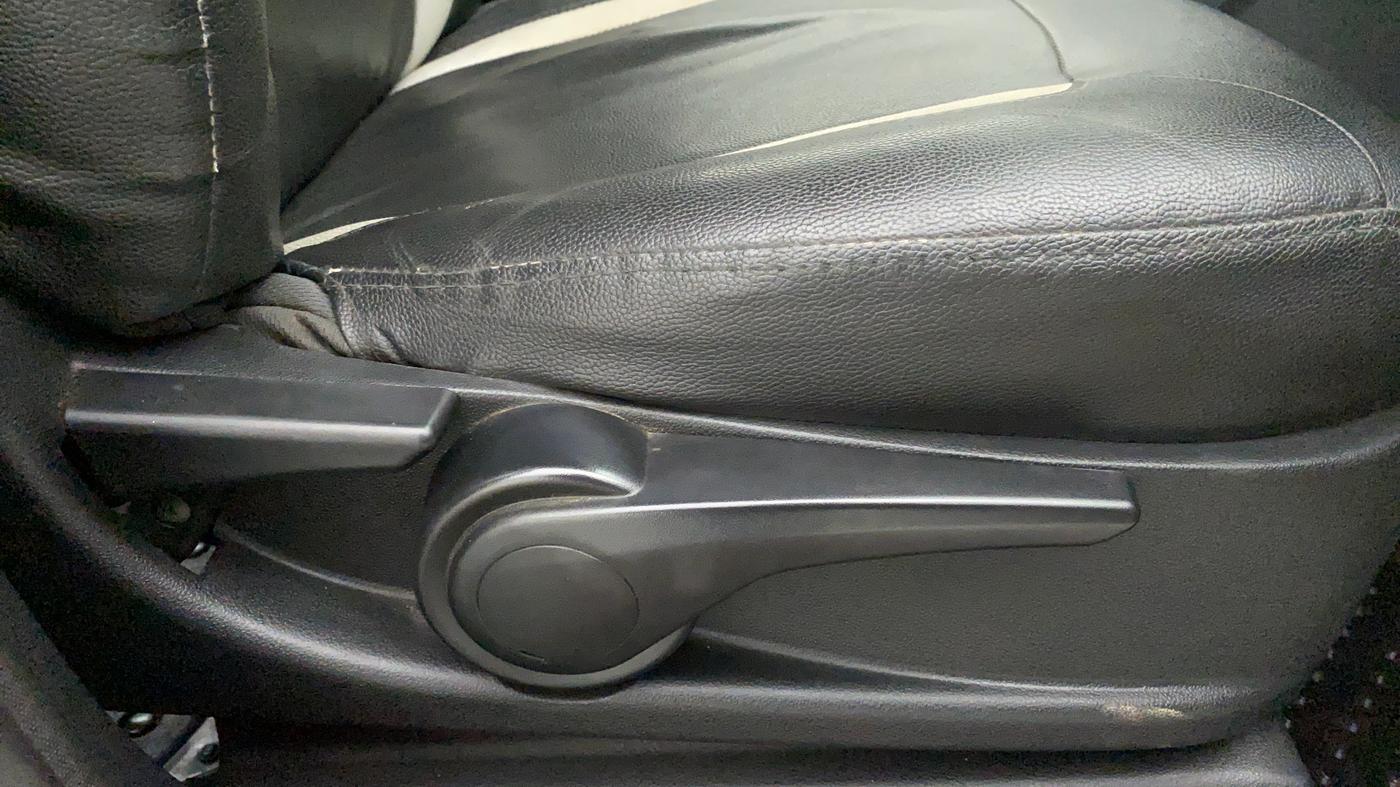 2017 Tata TIGOR XZ (O) PETROL, Petrol, Manual, 78,709 km, Driver Side Adjustment Panel