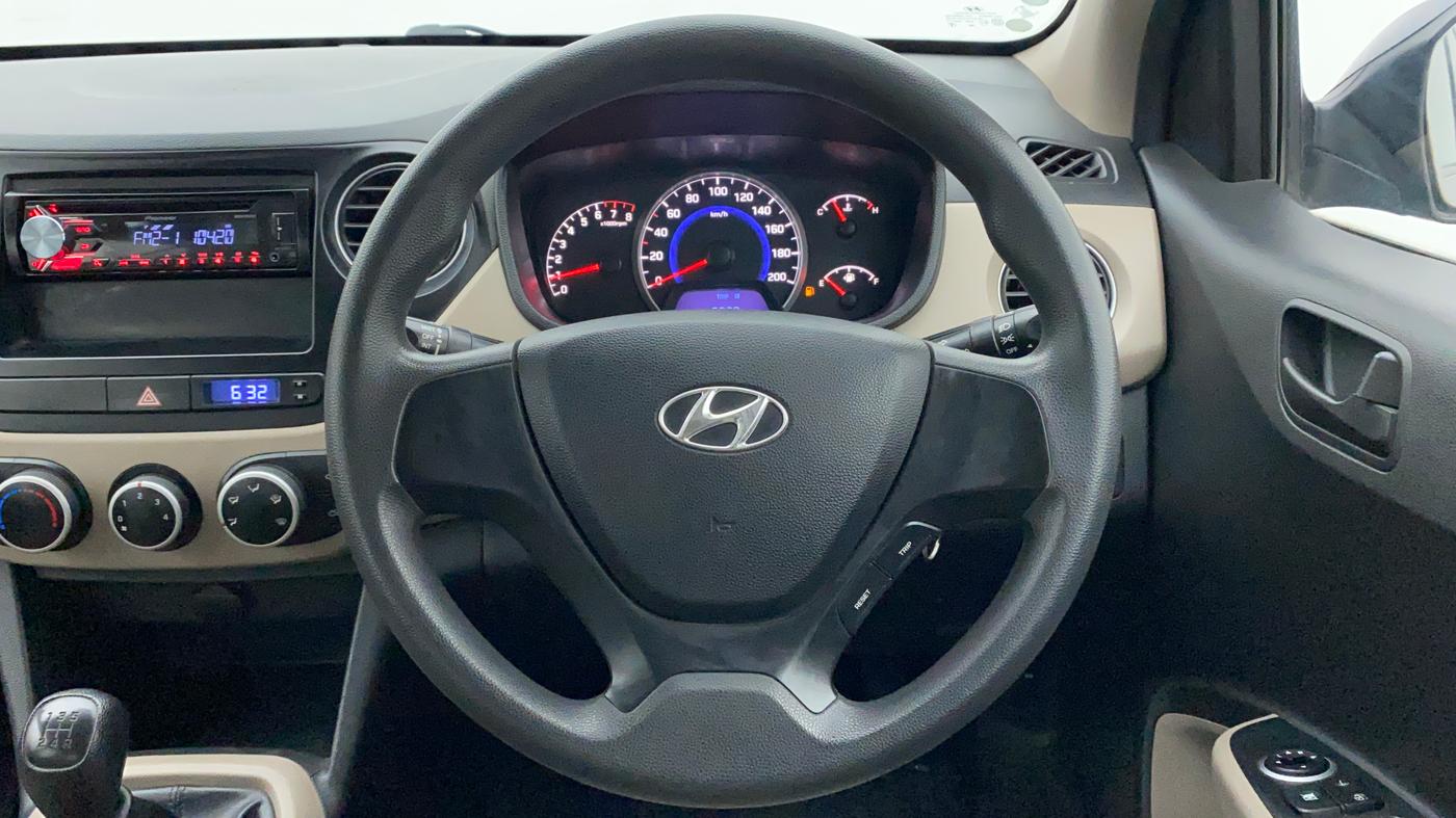 2016 Hyundai Grand i10 MAGNA 1.2 KAPPA VTVT, Petrol, Manual, 21,619 km, Steering Wheel Close Up