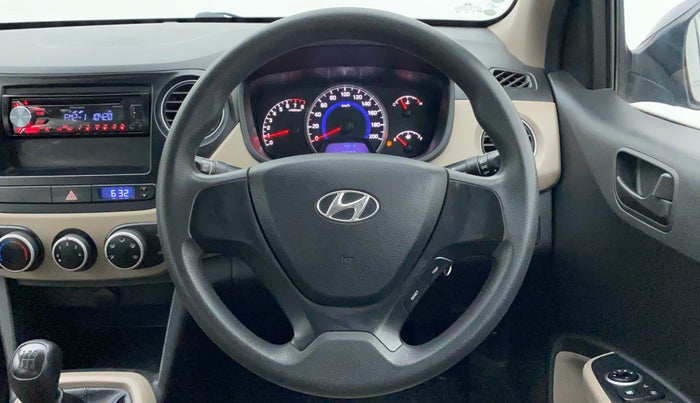 2016 Hyundai Grand i10 MAGNA 1.2 KAPPA VTVT, Petrol, Manual, 21,619 km, Steering Wheel Close Up