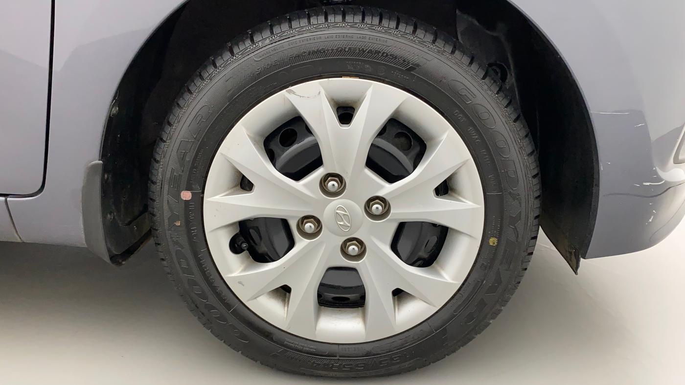 2016 Hyundai Grand i10 MAGNA 1.2 KAPPA VTVT, Petrol, Manual, 21,619 km, Right Front Wheel