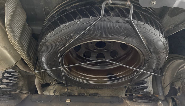 2015 Renault Duster 85 PS RXE DIESEL, Diesel, Manual, 90,602 km, Spare Tyre