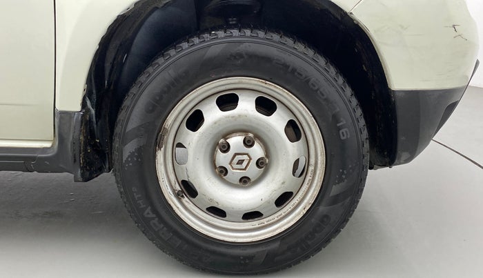 2015 Renault Duster 85 PS RXE DIESEL, Diesel, Manual, 90,602 km, Right Front Wheel