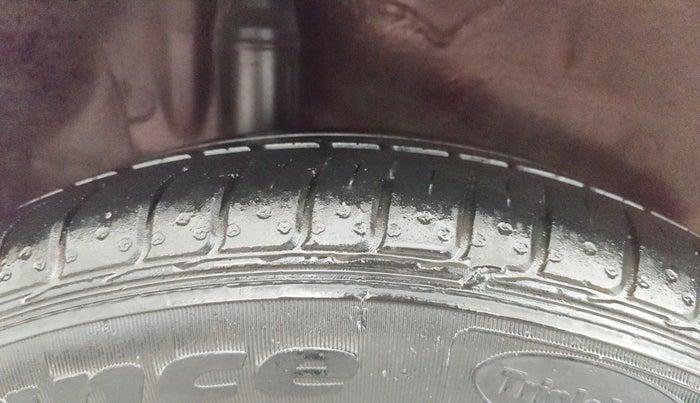 2016 Honda City 1.5L I-VTEC SV, Petrol, Manual, 81,470 km, Right Rear Tyre Tread