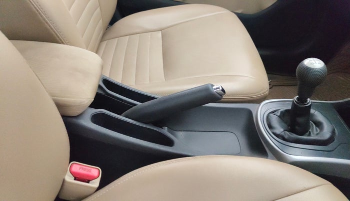 2016 Honda City 1.5L I-VTEC SV, Petrol, Manual, 81,470 km, Gear Lever
