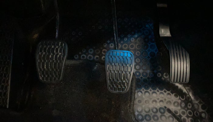 2023 Tata ALTROZ XZ + SUNROOF, Petrol, Manual, 8,013 km, Pedals