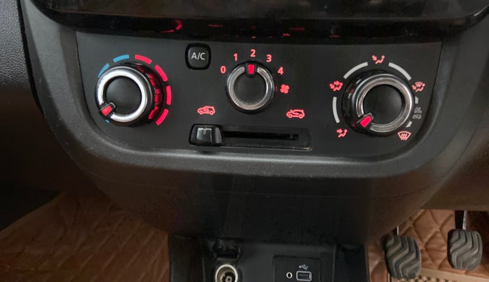 2022 Renault Kwid RXT 1.0, Petrol, Manual, 17,341 km, Dashboard - Air Re-circulation knob is not working