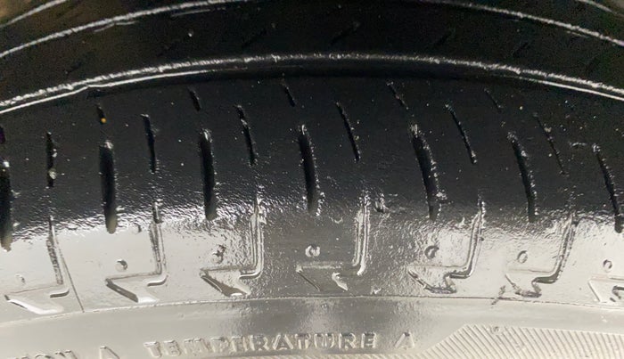 2019 Maruti IGNIS ZETA 1.2 AMT, Petrol, Automatic, 22,122 km, Right Front Tyre Tread