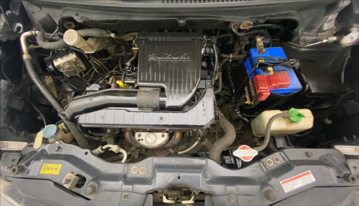 2017 Maruti Ertiga VXI CNG, CNG, Manual, 1,10,179 km, Open Bonet