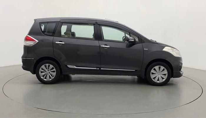 2017 Maruti Ertiga VXI CNG, CNG, Manual, 1,10,179 km, Right Side