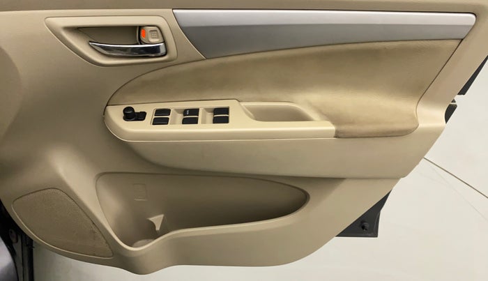 2017 Maruti Ertiga VXI CNG, CNG, Manual, 1,10,179 km, Driver Side Door Panels Control
