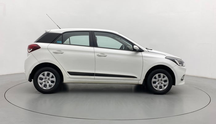 2016 Hyundai Elite i20 SPORTZ 1.2, Petrol, Manual, 87,312 km, Right Side View