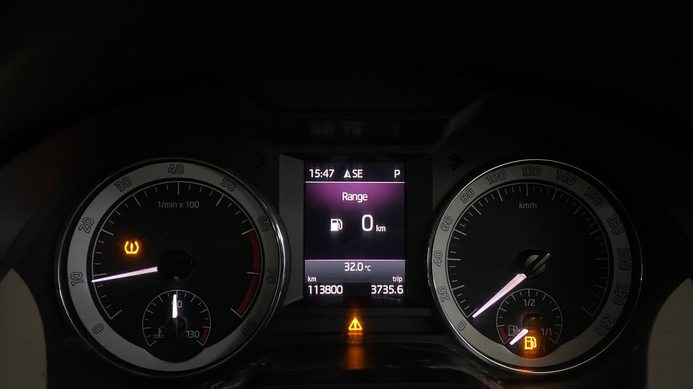 2018 Skoda Octavia L&K 1.8 TSI AT, Petrol, Automatic, 1,13,786 km, Odometer Image