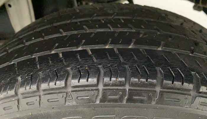 2017 Maruti Alto K10 VXI P, Petrol, Manual, 14,068 km, Left Rear Tyre Tread