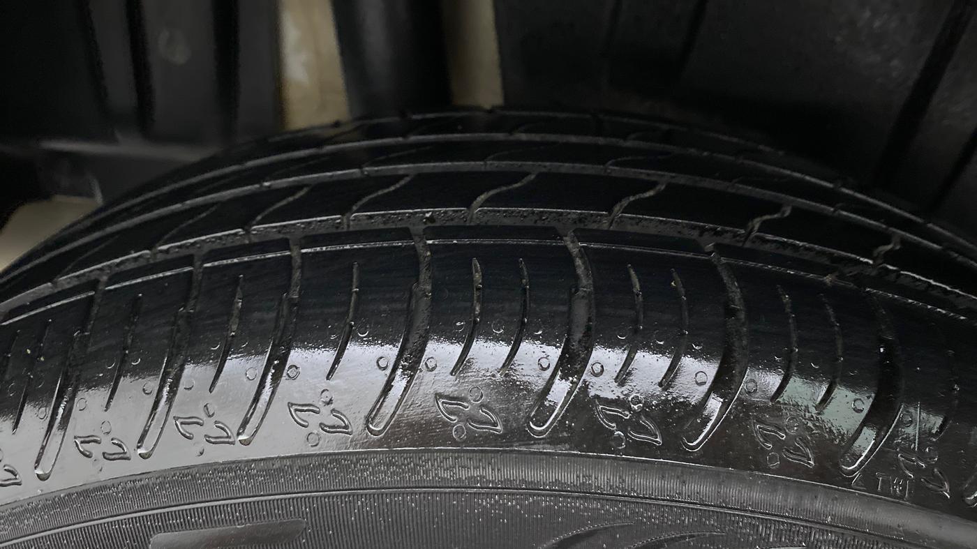 2022 Maruti XL6 ALPHA MT, Petrol, Manual, 4,166 km, Right Rear Tyre Tread