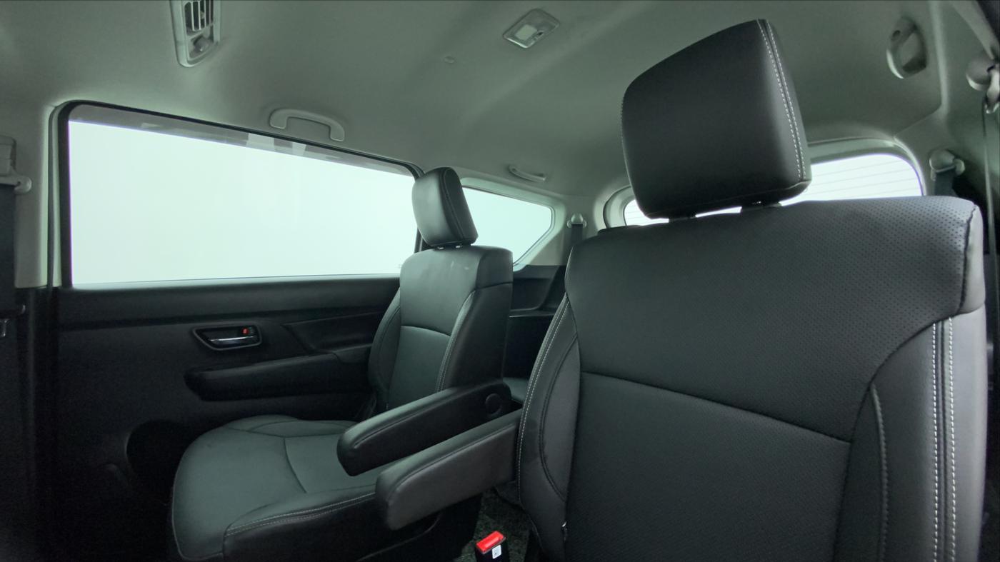 2022 Maruti XL6 ALPHA MT, Petrol, Manual, 4,166 km, Right Side Rear Door Cabin