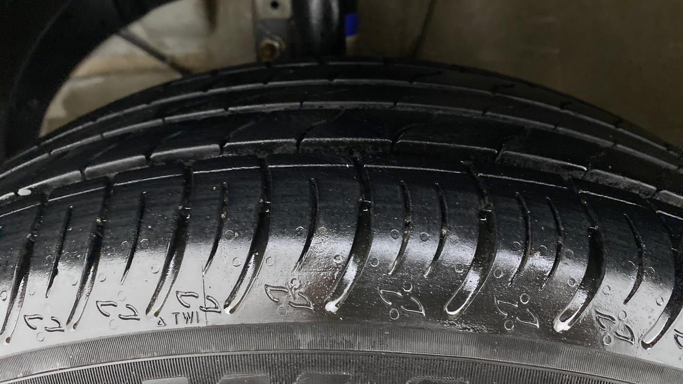 2022 Maruti XL6 ALPHA MT, Petrol, Manual, 4,166 km, Left Front Tyre Tread