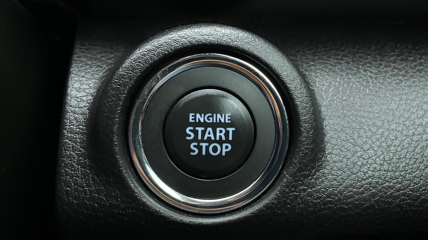 2022 Maruti XL6 ALPHA MT, Petrol, Manual, 4,166 km, Keyless Start/ Stop Button