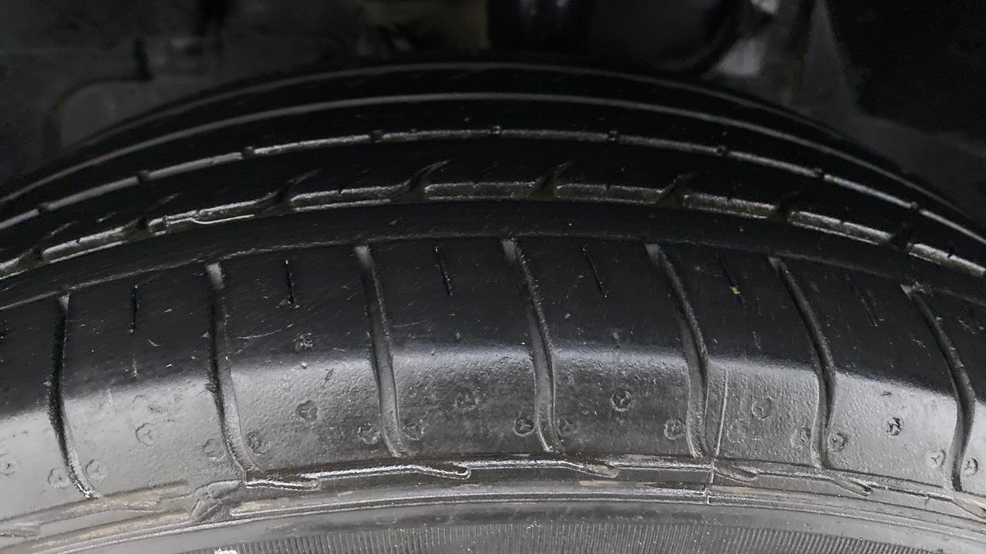 2021 Tata NEXON XM 1.5, Diesel, Manual, 29,020 km, Left Front Tyre Tread