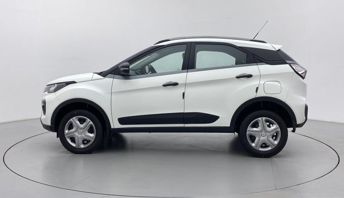 2021 Tata NEXON XM 1.5, Diesel, Manual, 29,020 km, Left Side