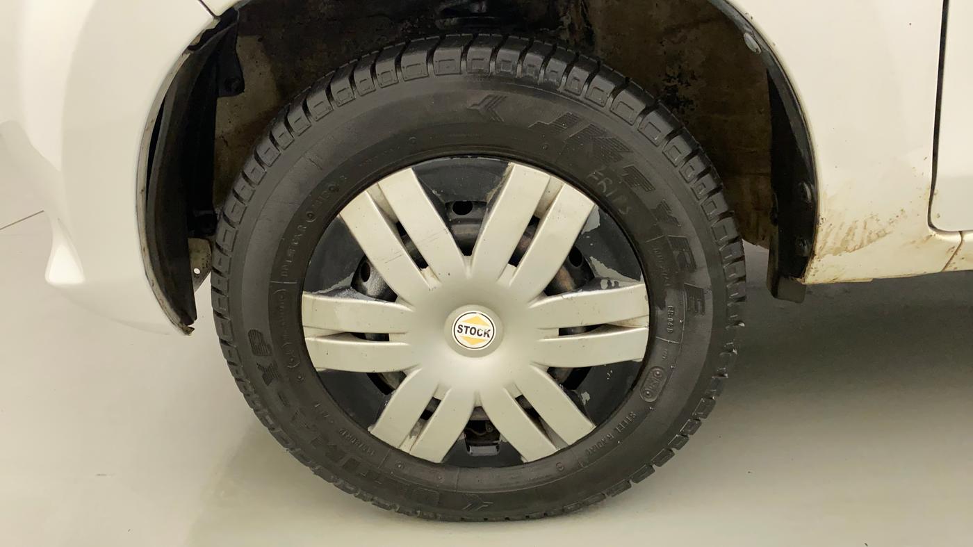 2013 Maruti Alto 800 LXI, Petrol, Manual, 33,353 km, Left Front Wheel