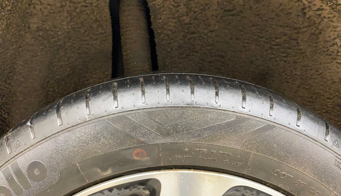 2019 Maruti Baleno ZETA PETROL 1.2, Petrol, Manual, 46,648 km, Right Rear Tyre Tread
