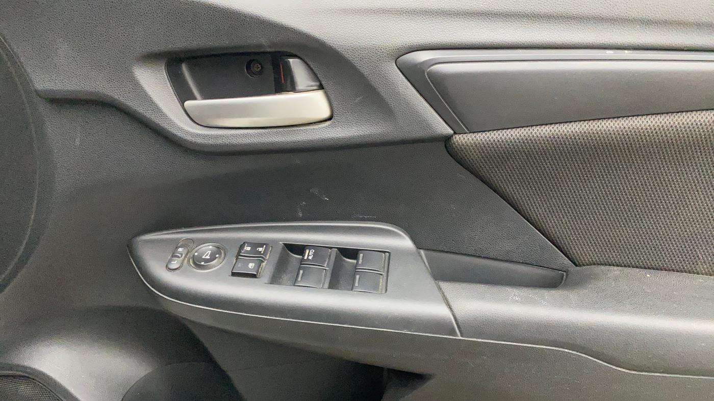 2021 Honda WR-V 1.2L I-VTEC SV MT, Petrol, Manual, 36,035 km, Driver Side Door Panels Control