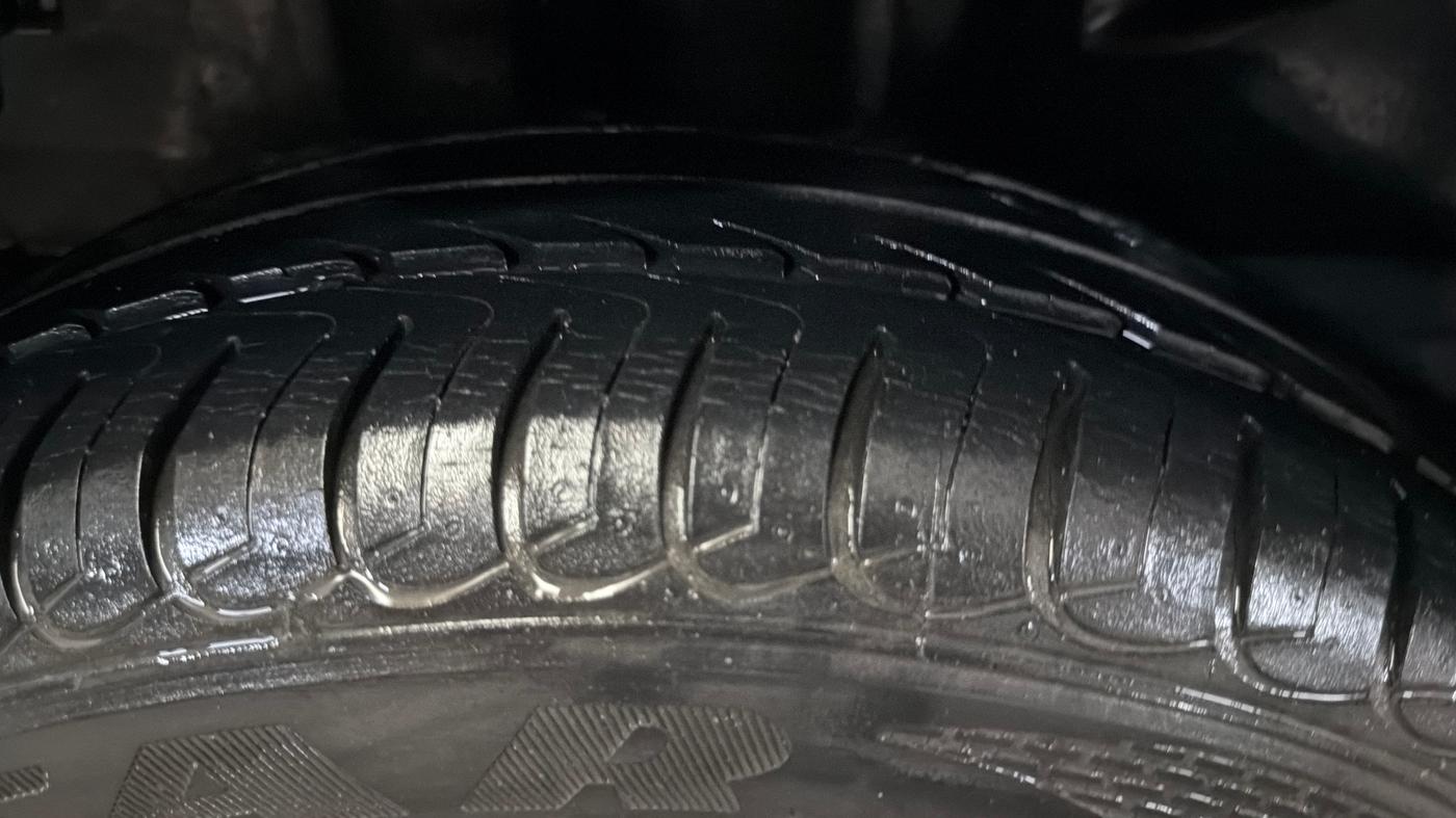 2018 Tata Tiago XZ PETROL, Petrol, Manual, 25,080 km, Right Rear Tyre Tread