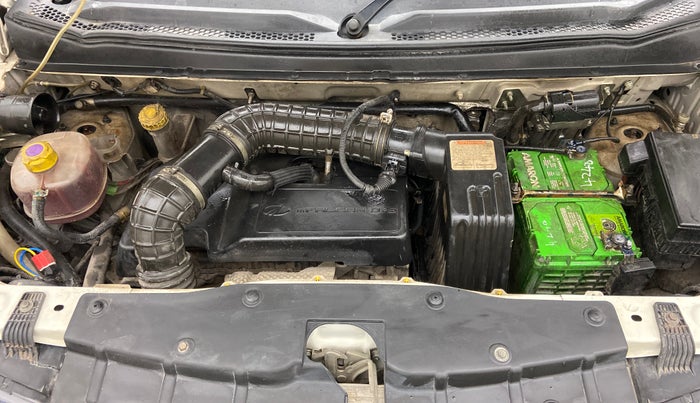 2016 Mahindra Kuv100 K8 D 6 STR, Diesel, Manual, 83,743 km, Open Bonet