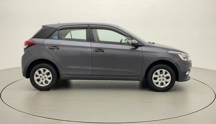 2017 Hyundai Elite i20 SPORTZ 1.2, Petrol, Manual, 18,886 km, Right Side View