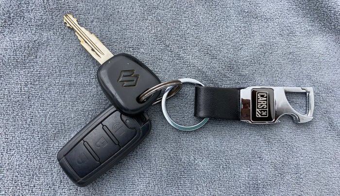 2013 Maruti Alto 800 LXI, Petrol, Manual, 30,577 km, Key Close Up