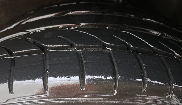 2020 Ford Ecosport TITANIUM 1.5L DIESEL, Diesel, Manual, 68,866 km, Left Rear Tyre Tread