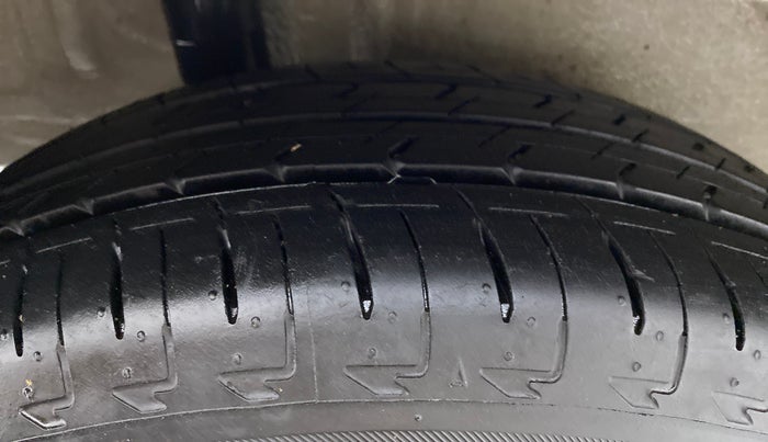 2021 Maruti IGNIS SIGMA 1.2 K12, Petrol, Manual, 11,035 km, Right Rear Tyre Tread