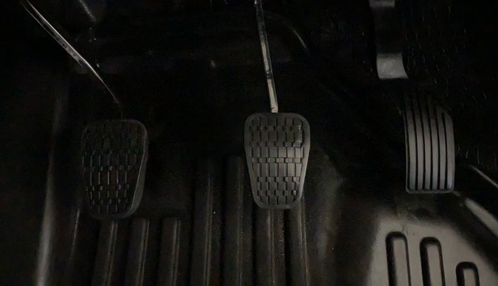 2022 Tata PUNCH ACCOMPLISHED MT, CNG, Manual, 74,630 km, Pedals