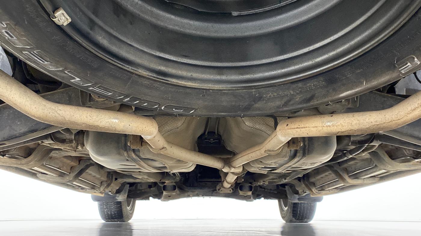 2016 Mahindra XUV500 W8 FWD AT, Diesel, Automatic, 52,369 km, Rear Underbody